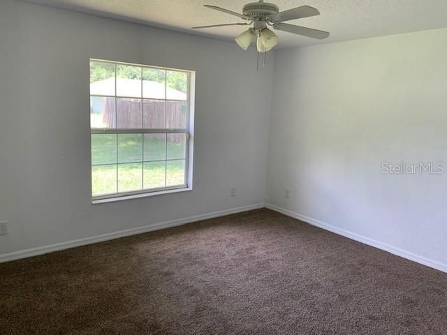 Recently Rented: $1,400 (3 beds, 2 baths, 1260 Square Feet)