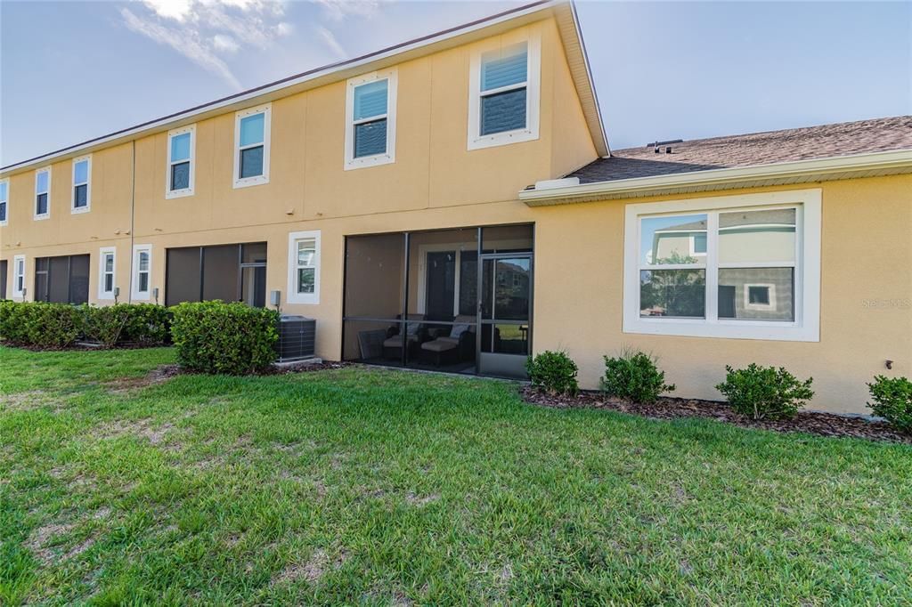 Recently Sold: $399,900 (2 beds, 2 baths, 1888 Square Feet)