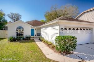 Recently Sold: $274,000 (4 beds, 2 baths, 1615 Square Feet)