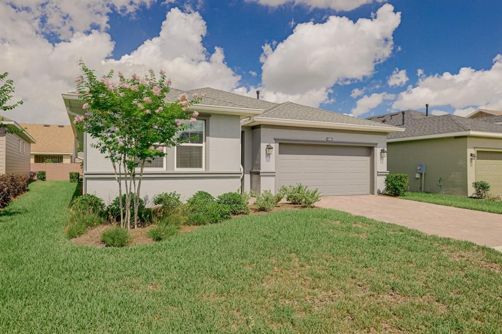Recently Sold: $389,900 (2 beds, 2 baths, 2054 Square Feet)