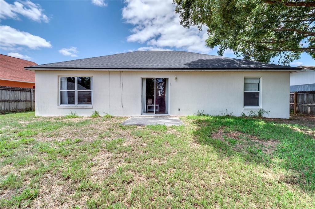 Recently Sold: $180,000 (3 beds, 2 baths, 1390 Square Feet)