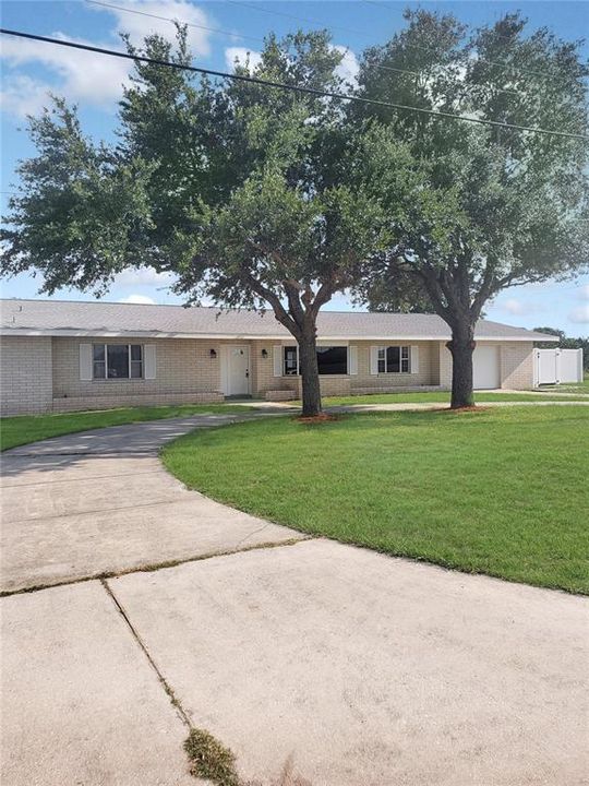 Recently Sold: $285,000 (4 beds, 3 baths, 2438 Square Feet)
