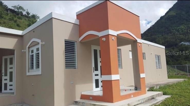 Recently Sold: $135,000 (3 beds, 3 baths, 1303 Square Feet)