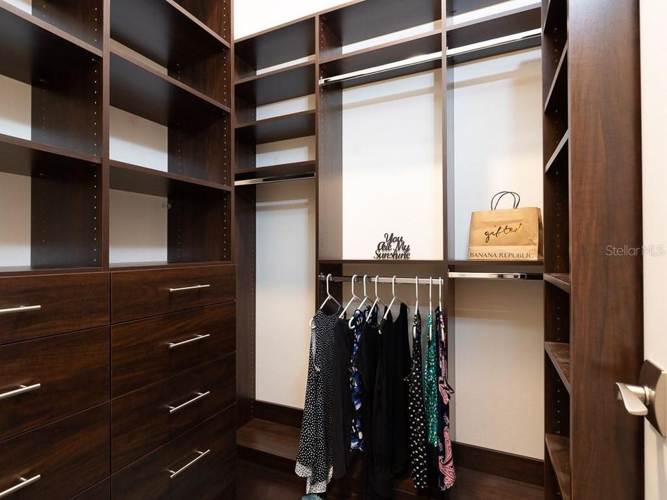 Owners Suite w 2 Custom Closets