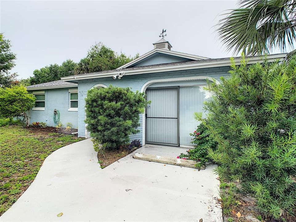 Recently Sold: $224,800 (3 beds, 1 baths, 1406 Square Feet)