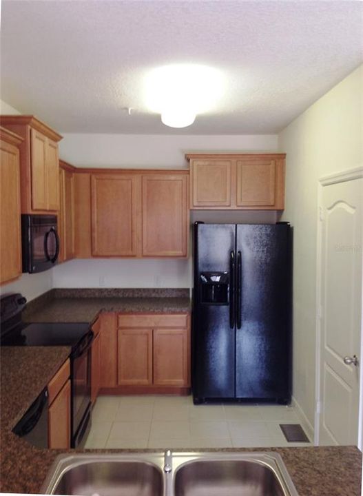 Recently Rented: $1,475 (2 beds, 2 baths, 1273 Square Feet)