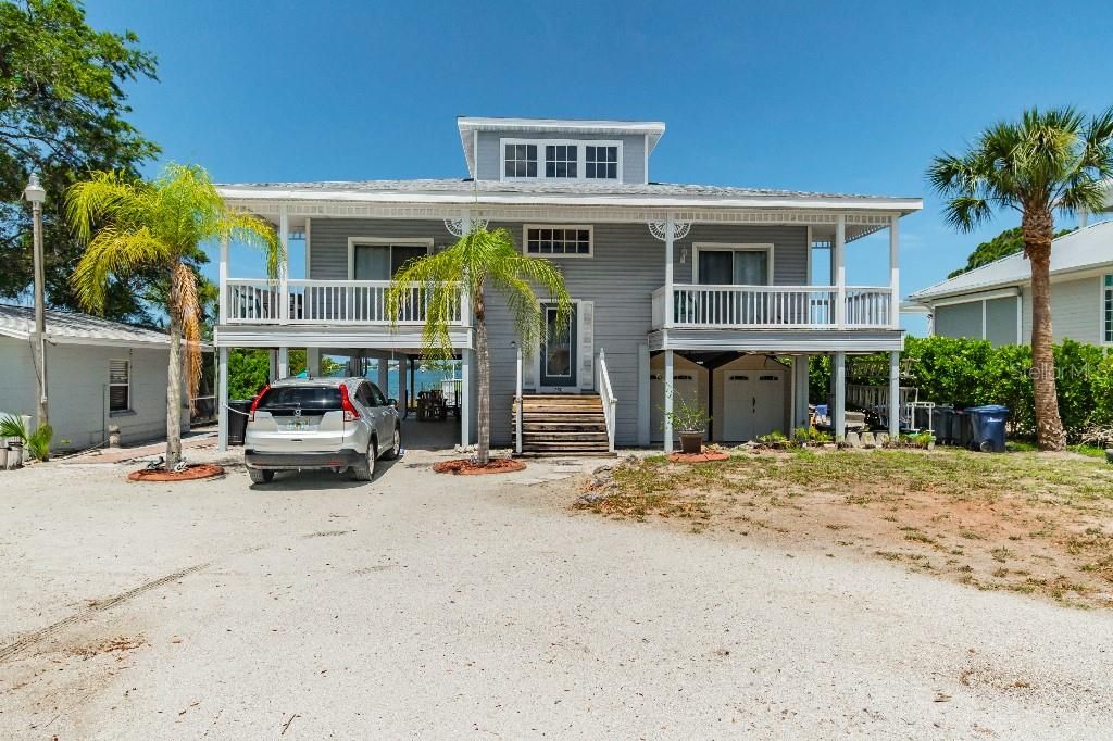 Recently Sold: $1,899,000 (0 beds, 0 baths, 2511 Square Feet)