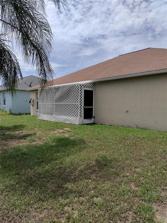 Recently Sold: $245,000 (4 beds, 2 baths, 1743 Square Feet)
