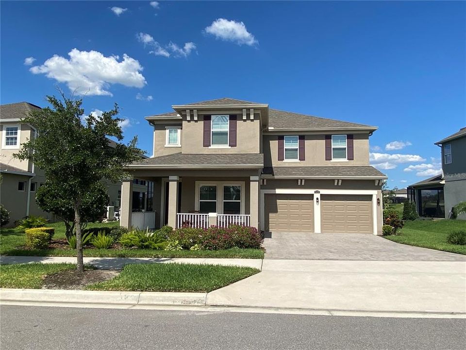 Recently Sold: $730,000 (4 beds, 3 baths, 3505 Square Feet)