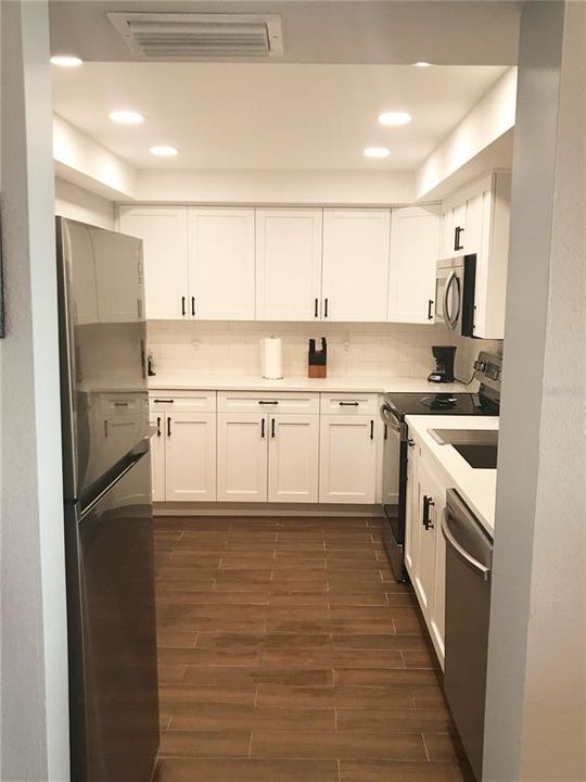 Recently Rented: $1,800 (1 beds, 1 baths, 760 Square Feet)