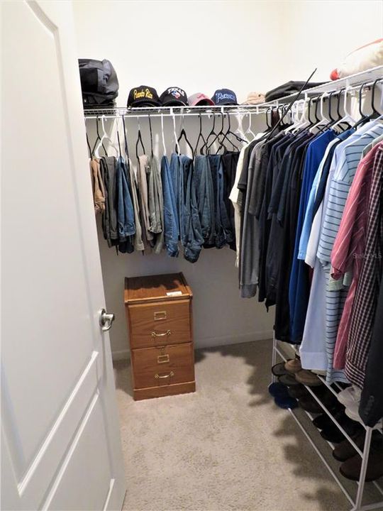 Walking Closet