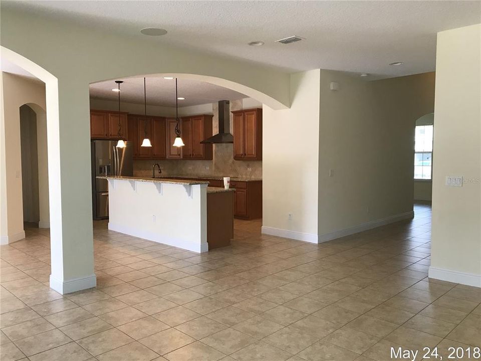 Recently Rented: $3,795 (6 beds, 5 baths, 4700 Square Feet)