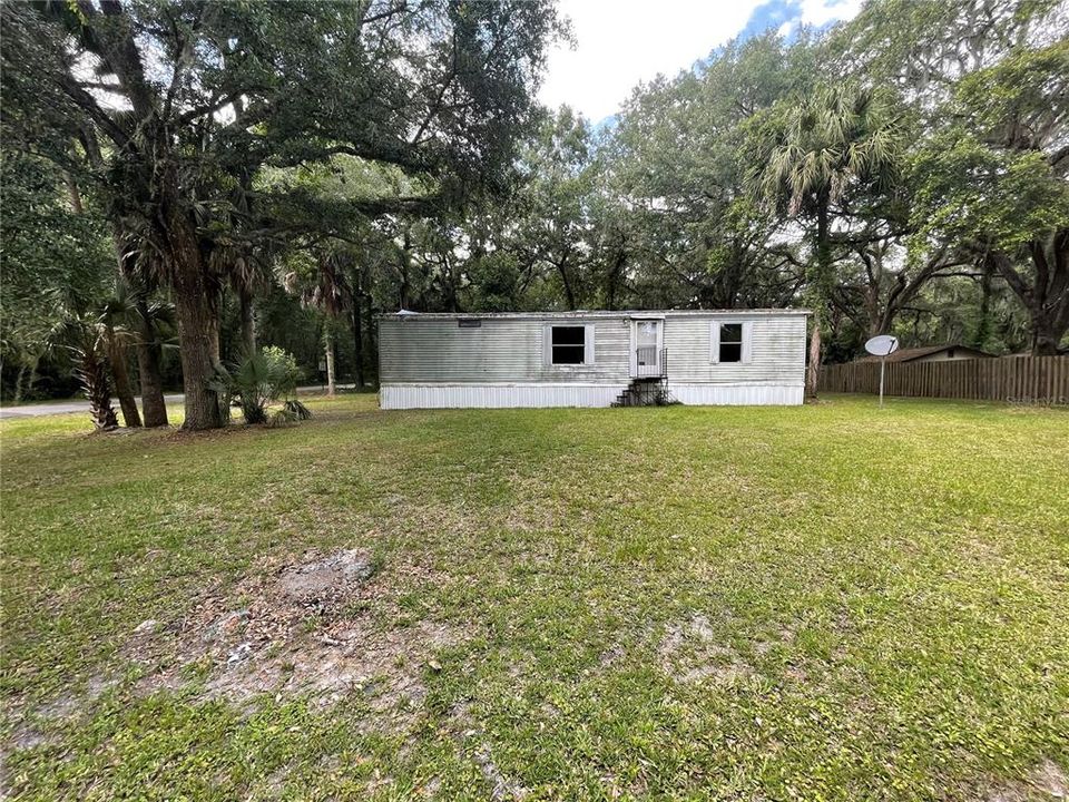 Recently Sold: $45,000 (3 beds, 2 baths, 1344 Square Feet)