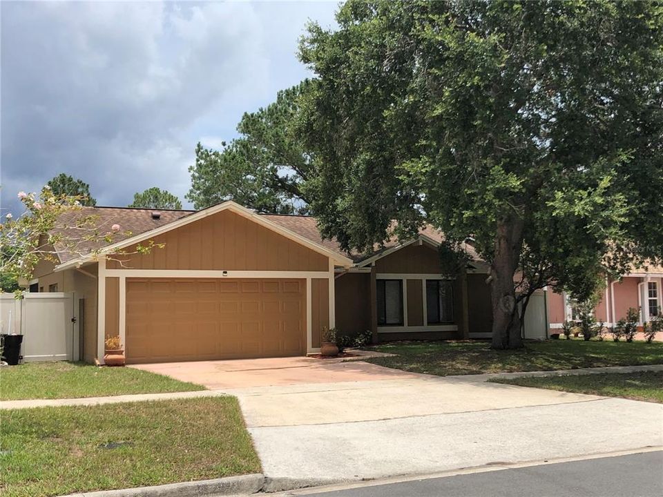 Recently Sold: $299,900 (3 beds, 2 baths, 1315 Square Feet)