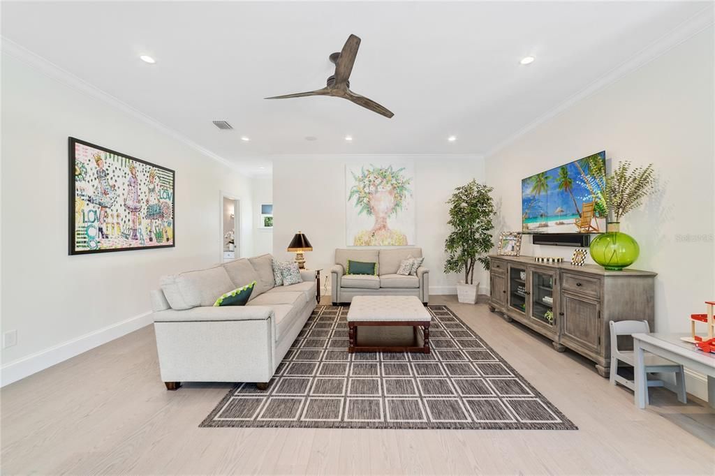 Recently Sold: $2,200,000 (4 beds, 3 baths, 3772 Square Feet)
