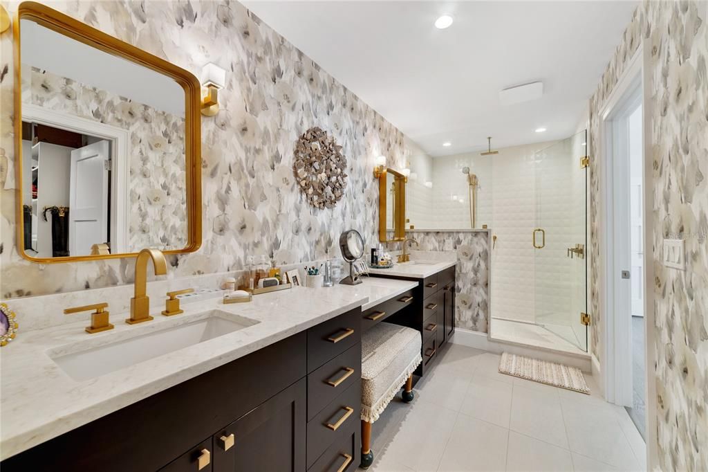 Recently Sold: $2,200,000 (4 beds, 3 baths, 3772 Square Feet)