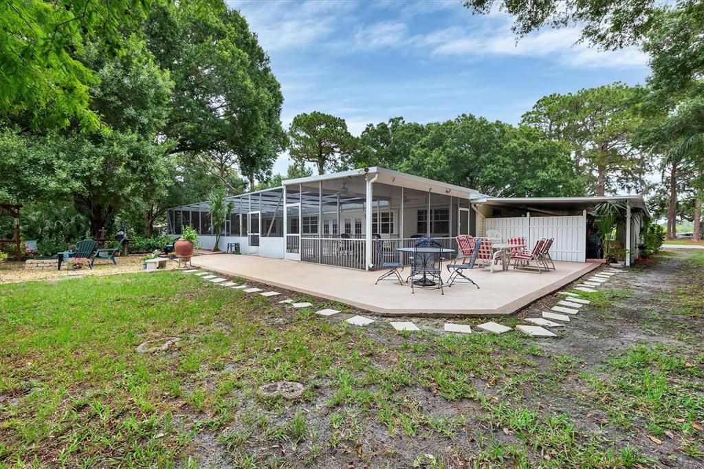 Recently Sold: $629,000 (4 beds, 2 baths, 3371 Square Feet)