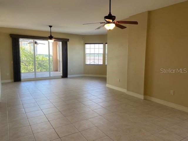 Recently Rented: $2,995 (3 beds, 2 baths, 2024 Square Feet)