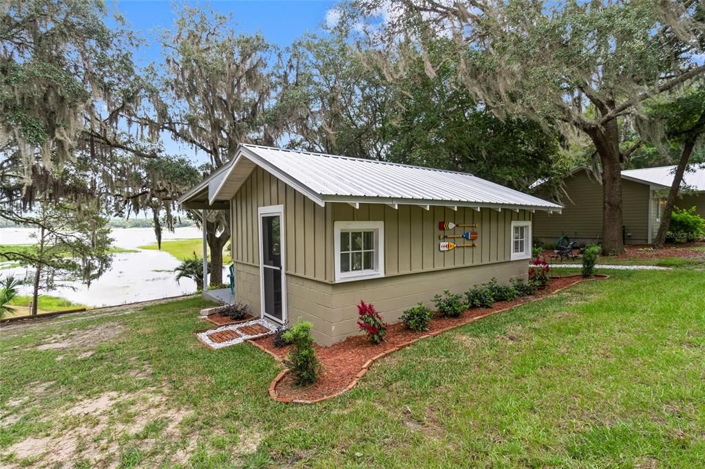 Recently Sold: $349,900 (3 beds, 2 baths, 1218 Square Feet)