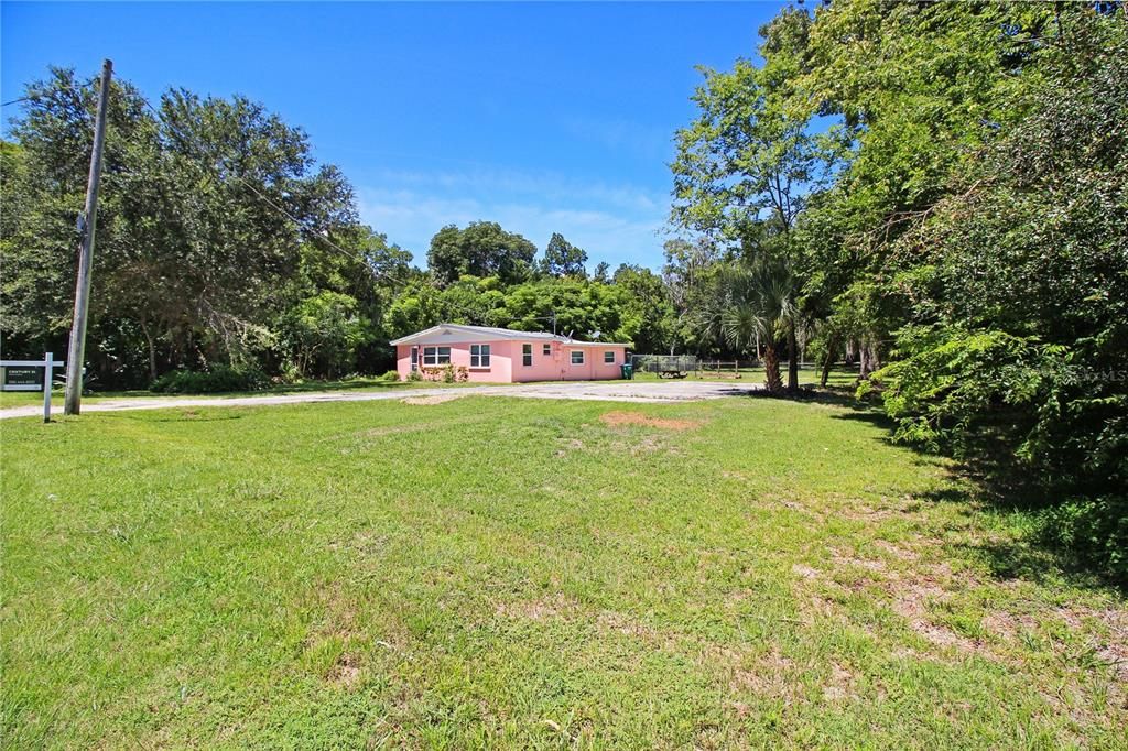 Recently Sold: $155,000 (2 beds, 2 baths, 904 Square Feet)