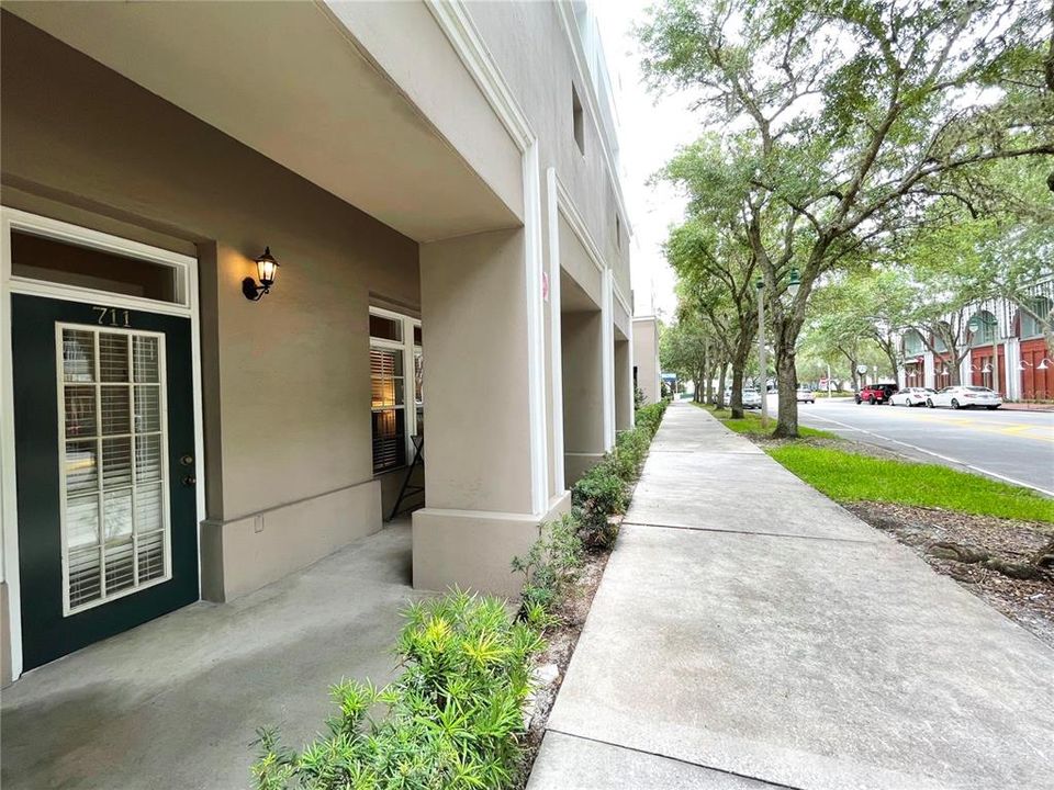 Recently Sold: $280,000 (2 beds, 1 baths, 1019 Square Feet)