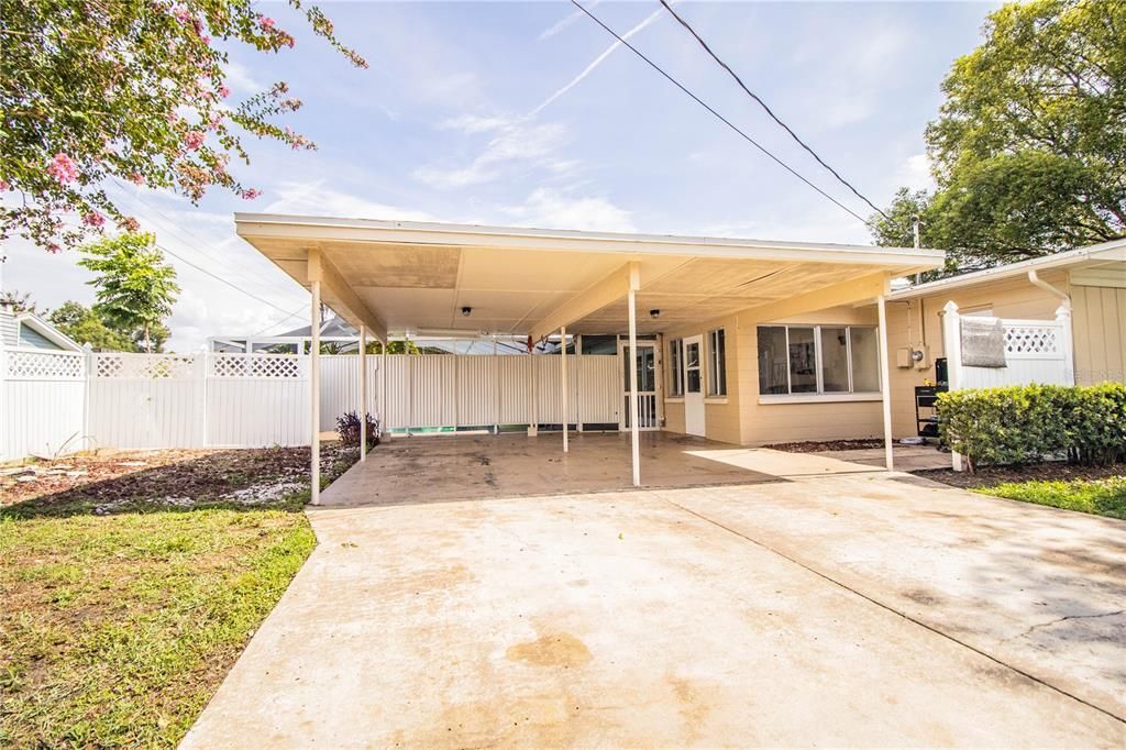 Recently Sold: $275,000 (3 beds, 2 baths, 1781 Square Feet)