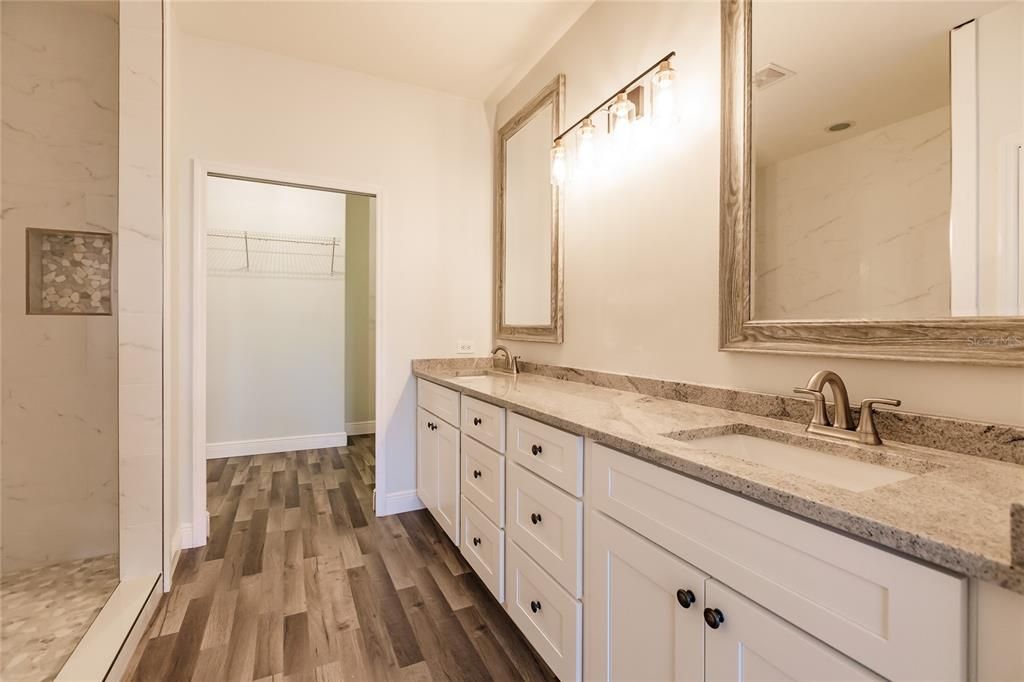 Recently Sold: $304,850 (2 beds, 2 baths, 1797 Square Feet)
