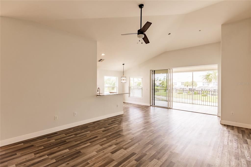 Recently Sold: $304,850 (2 beds, 2 baths, 1797 Square Feet)