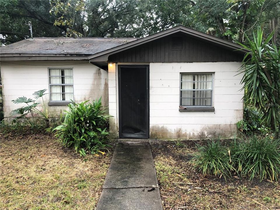 Recently Sold: $85,000 (2 beds, 1 baths, 824 Square Feet)