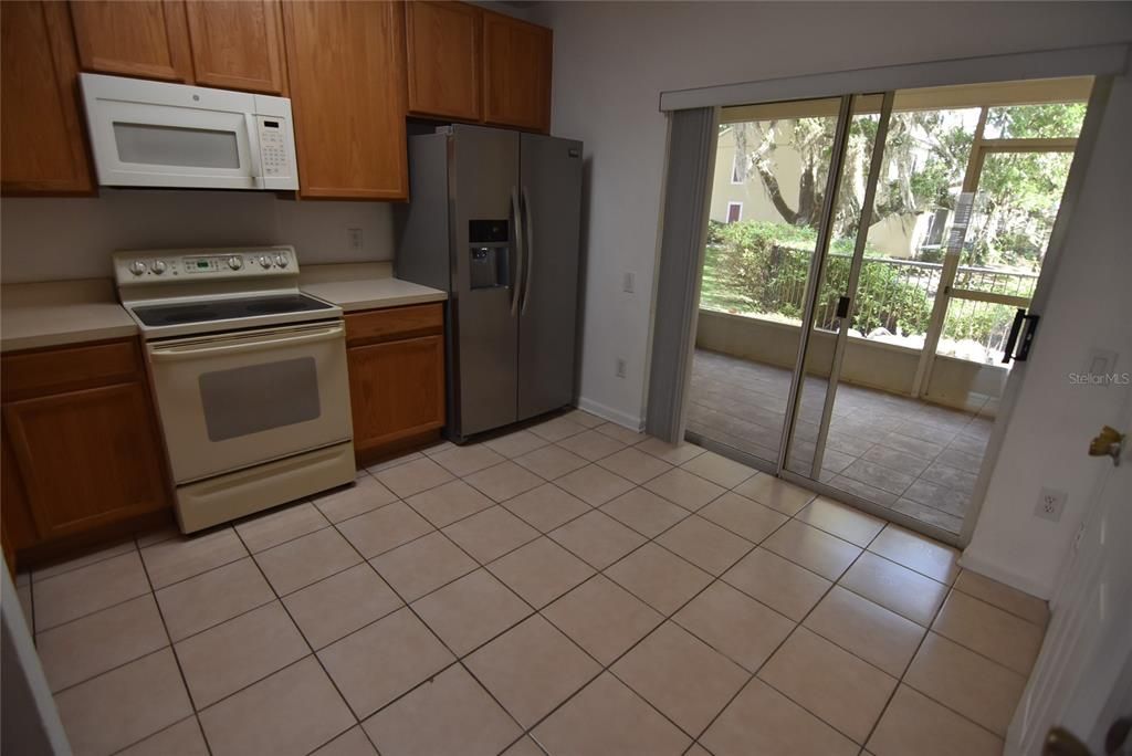Recently Rented: $1,350 (2 beds, 2 baths, 1095 Square Feet)