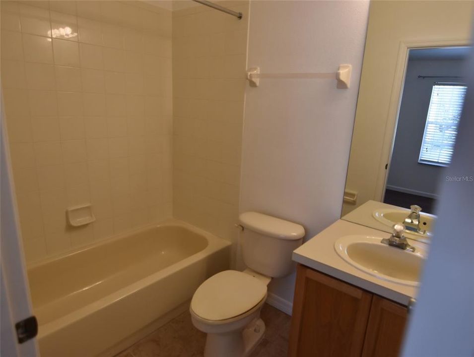 最近租的: $1,350 (2 贝兹, 2 浴室, 1095 平方英尺)