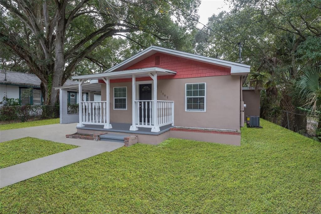 Recently Rented: $1,595 (3 beds, 2 baths, 913 Square Feet)