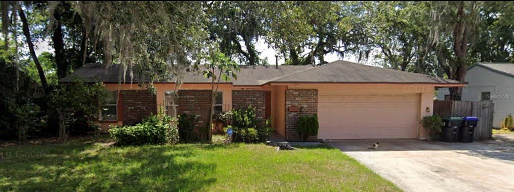 Recently Sold: $146,000 (3 beds, 2 baths, 1415 Square Feet)