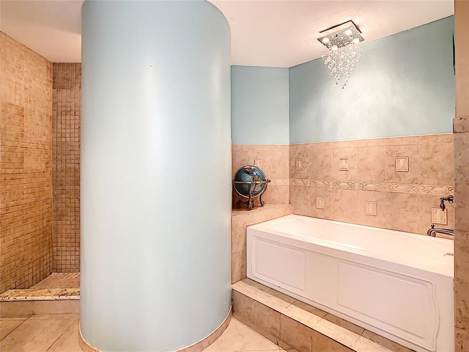最近售出: $590,000 (4 贝兹, 3 浴室, 2650 平方英尺)