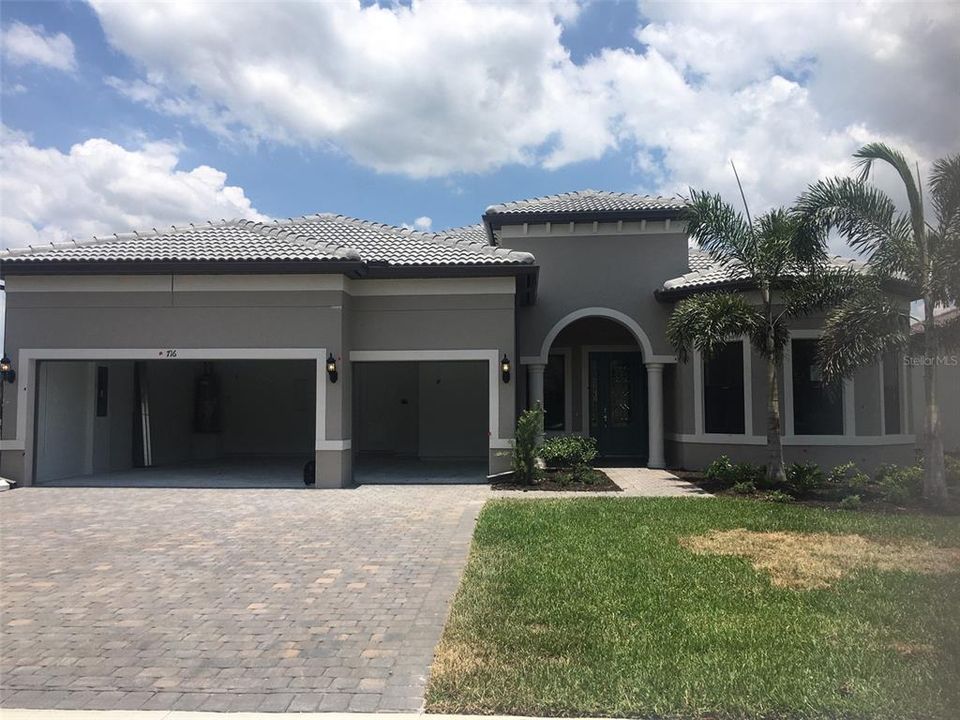 Recently Sold: $739,335 (3 beds, 3 baths, 2488 Square Feet)