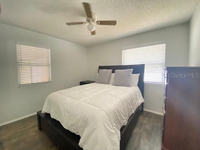 Recently Rented: $1,300 (2 beds, 1 baths, 776 Square Feet)