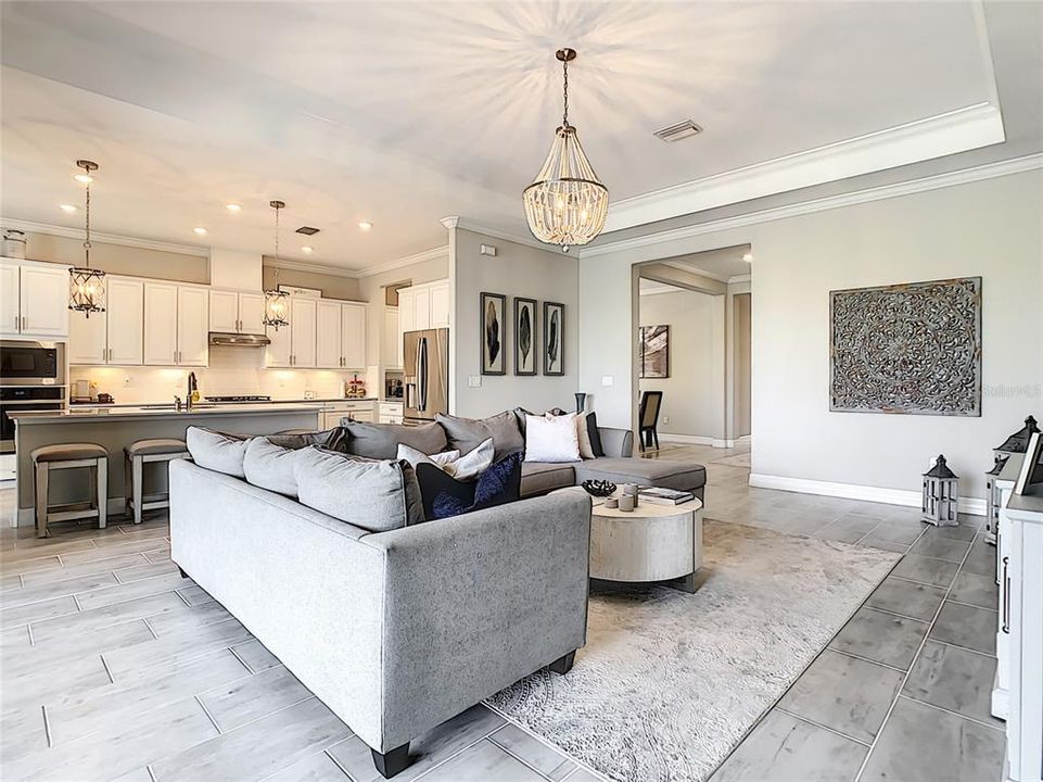 Recently Sold: $825,000 (4 beds, 3 baths, 2653 Square Feet)