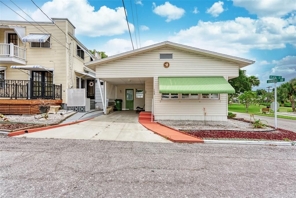 Recently Sold: $190,000 (2 beds, 1 baths, 750 Square Feet)