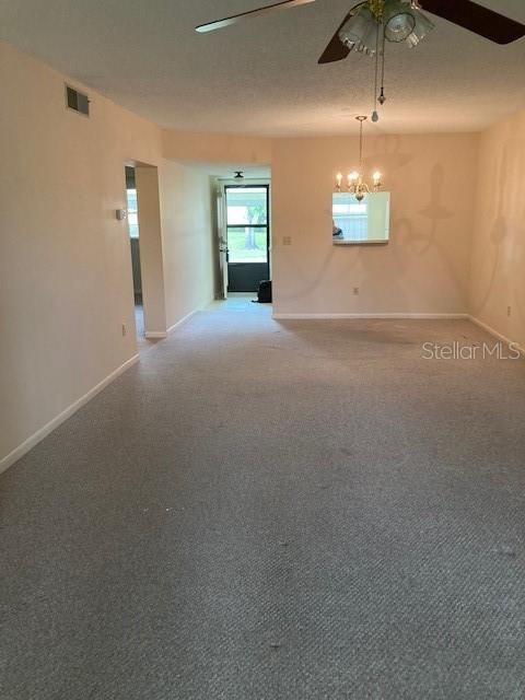Recently Sold: $124,900 (2 beds, 1 baths, 993 Square Feet)