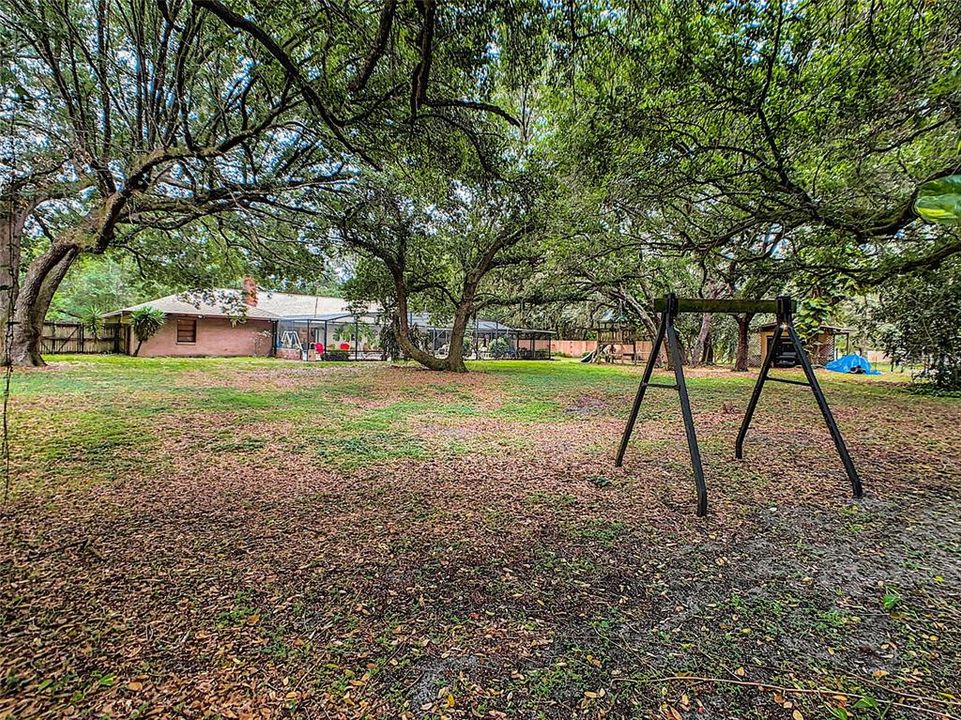 This property sits on over 1 acre of land with NO DEED RESTRICTIONS AND NO REQUIRED HOA