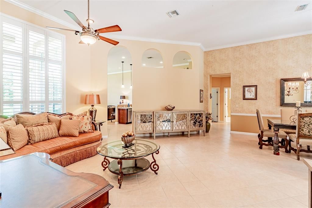 Recently Sold: $425,000 (4 beds, 3 baths, 2745 Square Feet)