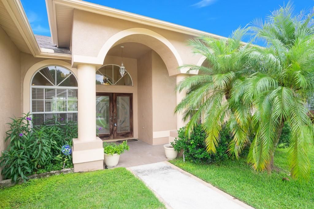 Recently Sold: $435,000 (4 beds, 3 baths, 2669 Square Feet)
