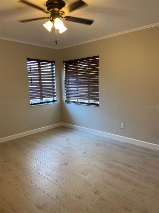 Recently Sold: $274,000 (2 beds, 1 baths, 1102 Square Feet)