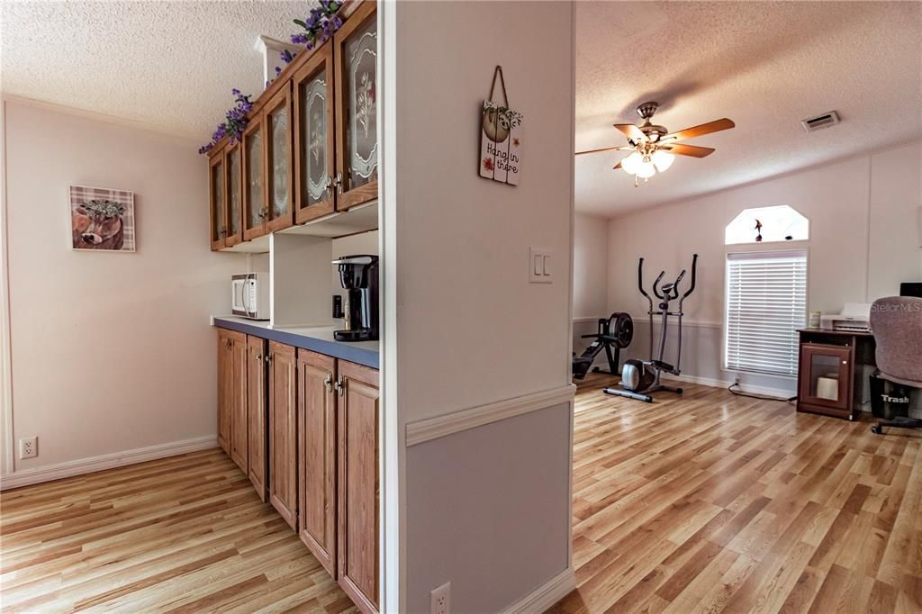 Recently Sold: $144,990 (3 beds, 2 baths, 1485 Square Feet)