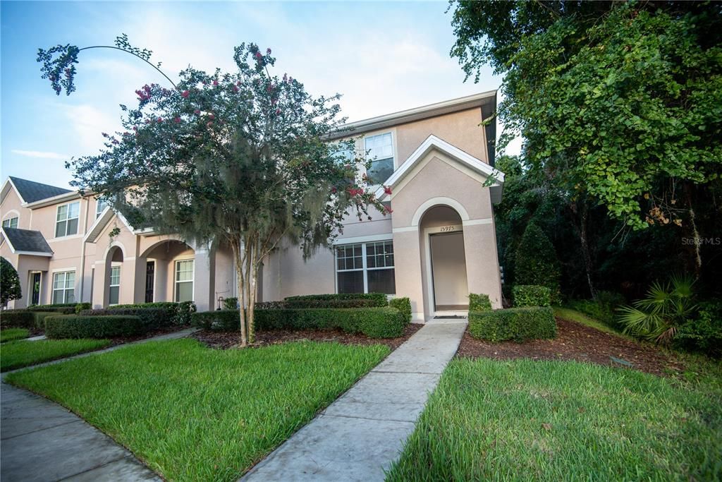 Recently Sold: $210,000 (3 beds, 2 baths, 1596 Square Feet)