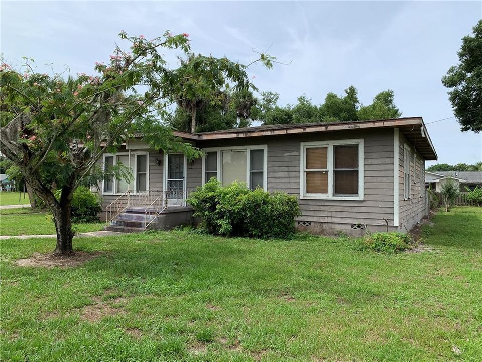 Front side view of home