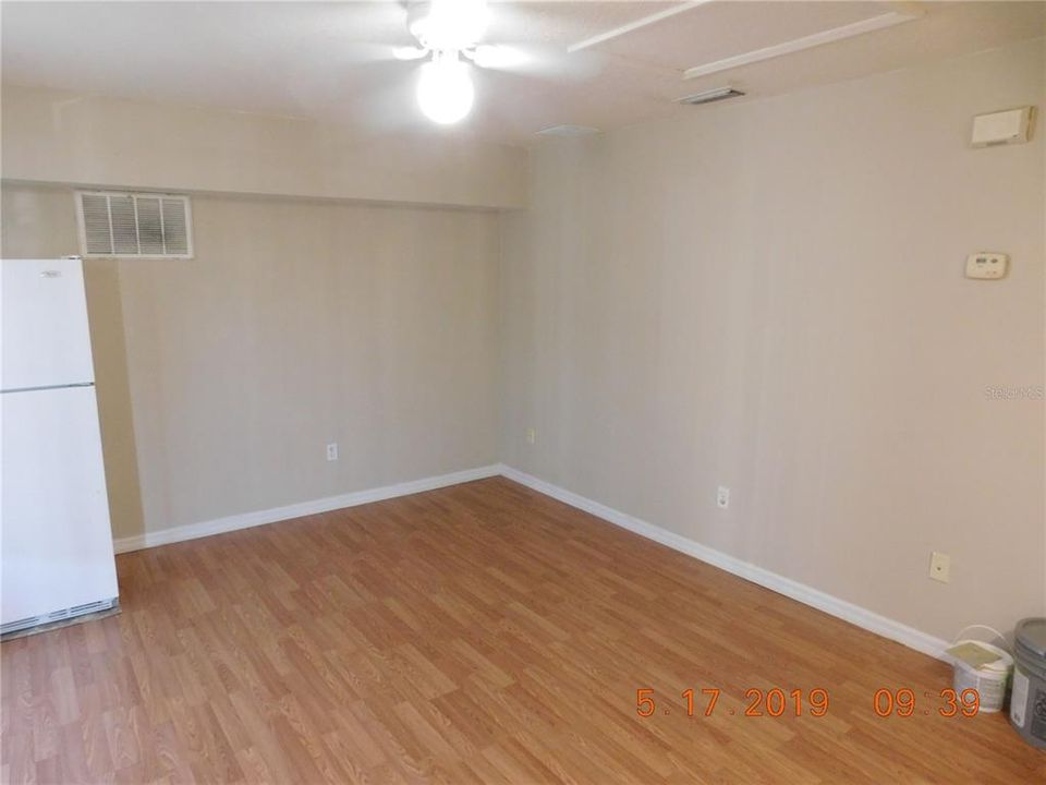 Recently Rented: $875 (1 beds, 1 baths, 600 Square Feet)