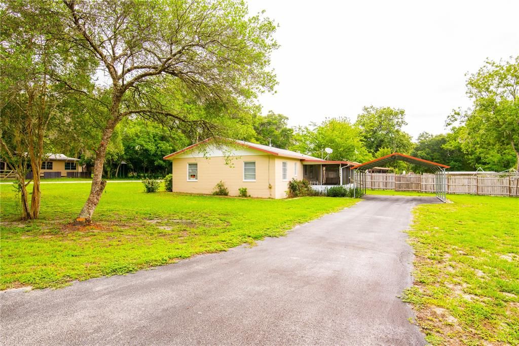 Recently Sold: $189,000 (3 beds, 2 baths, 1176 Square Feet)
