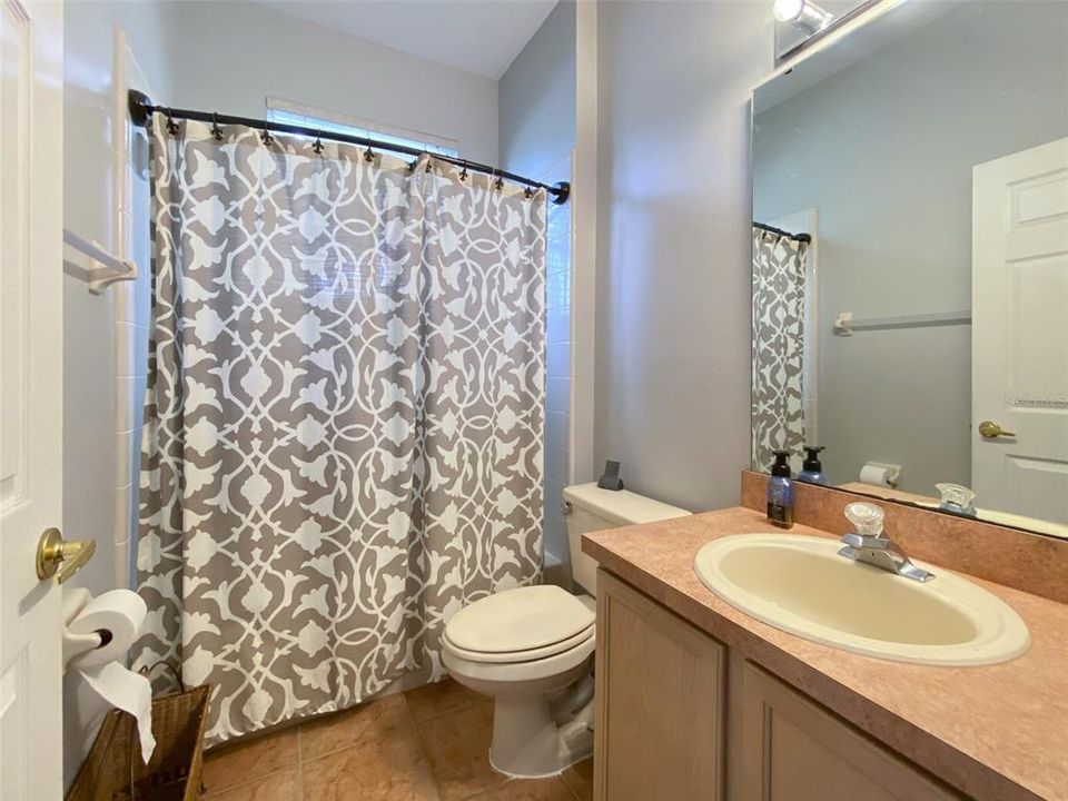 Недавно арендовано: $2,700 (4 спален, 3 ванн, 2209 Квадратных фут)