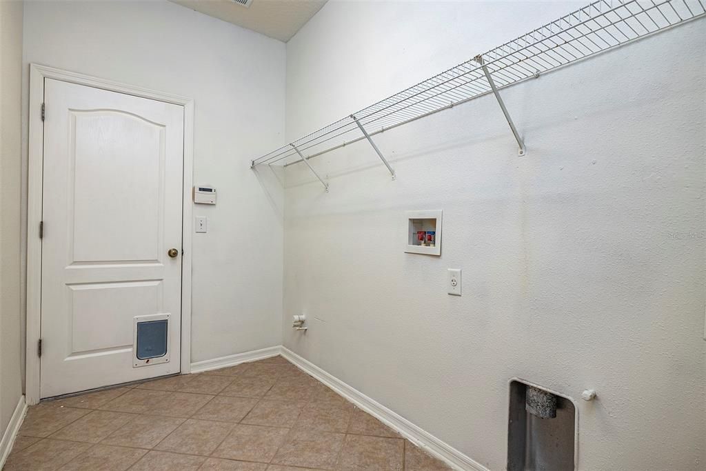 最近售出: $345,000 (4 贝兹, 2 浴室, 1882 平方英尺)